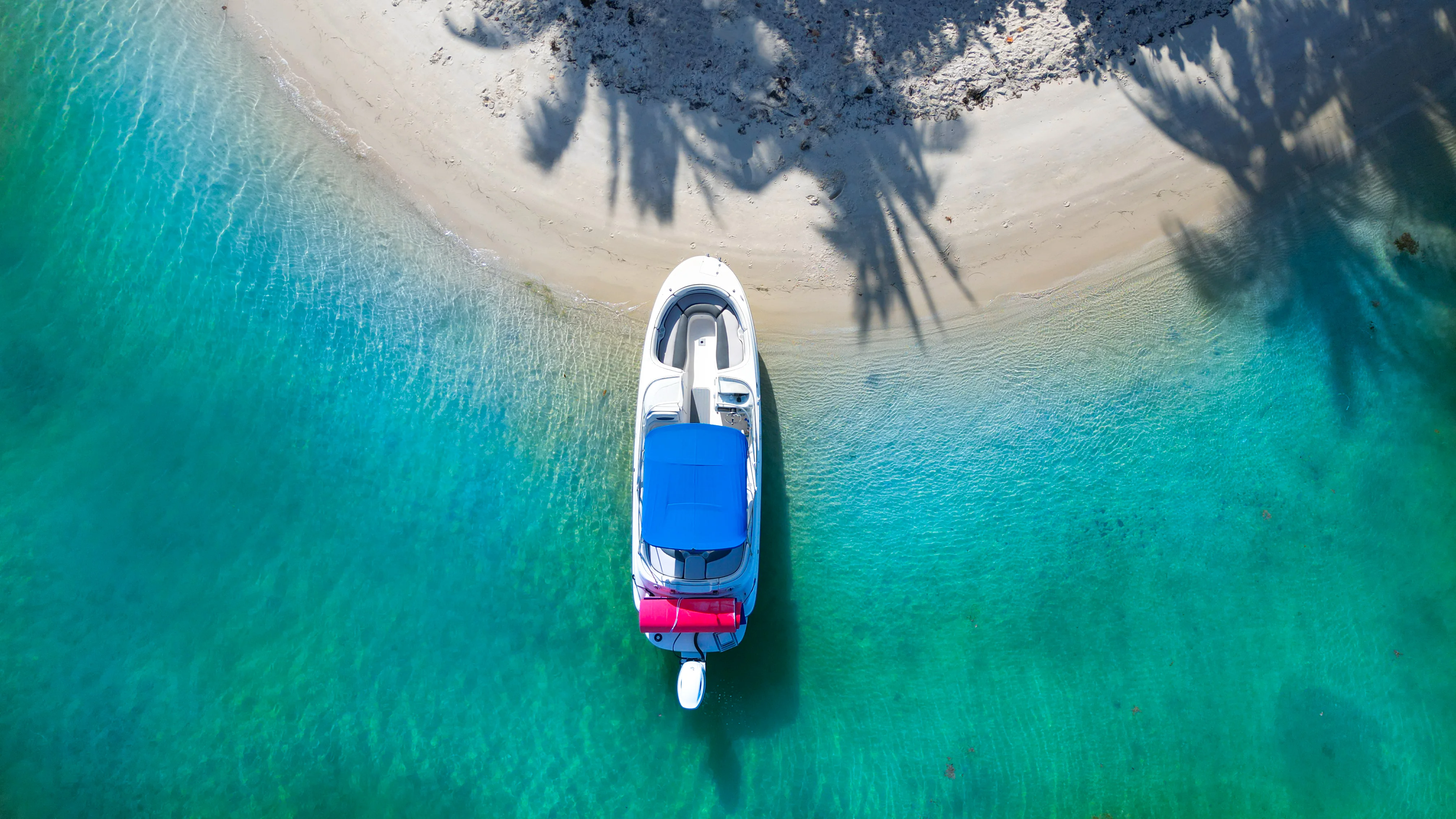 26ft Bayliner Max drone view